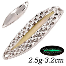 Load image into Gallery viewer, Sequin Feather-Tail Spinner Spoon (2.5–20g)