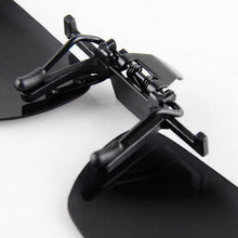 Load image into Gallery viewer, Flip-Up Photochromic Clip-On Sunglasses