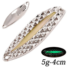 Load image into Gallery viewer, Sequin Feather-Tail Spinner Spoon (2.5–20g)
