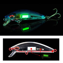 Load image into Gallery viewer, 1Pcs 3D Eyes Luminous Minnow Fishing Lures 7cm 11.5g For Night Fishing