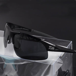 Sunglasses With Resin Lens